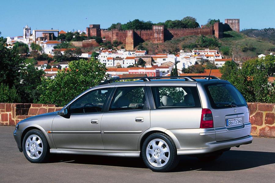  Opel Vectra Caravan (B) 1999 года  (фото 14 из 33)